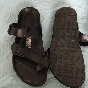 Selling Guoluofei slip on size 7.  NWOT Love but did not fit me.